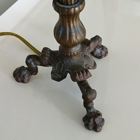 Pair of antique brass or bronze candlestick table lamps. - Picture 5 of 11